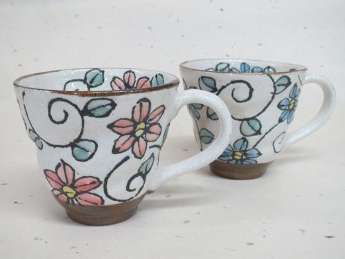 花唐草マグカップ　赤/青