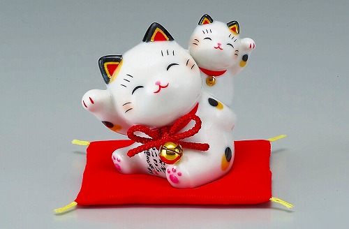彩絵円満まねき猫(おんぶ)