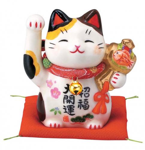 彩絵招福大開運招き猫(ちりめん首輪付・2.5号)